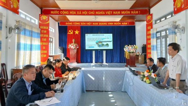 UBND XÃ IA ĐAL LÀM VIỆC VỚI TRƯỜNG CAO ĐẲNG KON TUM VỀ HỢP TÁC  ĐÀO TẠO VÀ GIẢI QUYẾT VIỆC LÀM