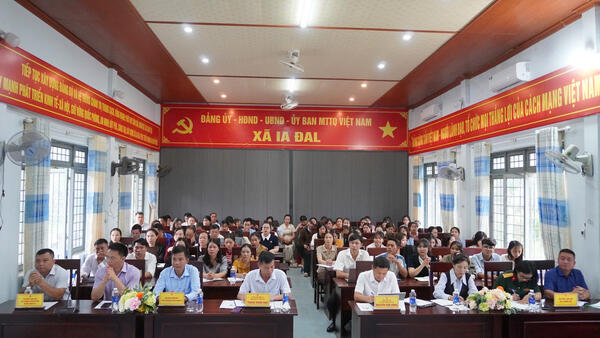 Khai mạc Lớp bồi dưỡng, tập huấn lý luận chính trị hè năm 2026 cho đội ngũ nhà giáo xã Ia Đal.